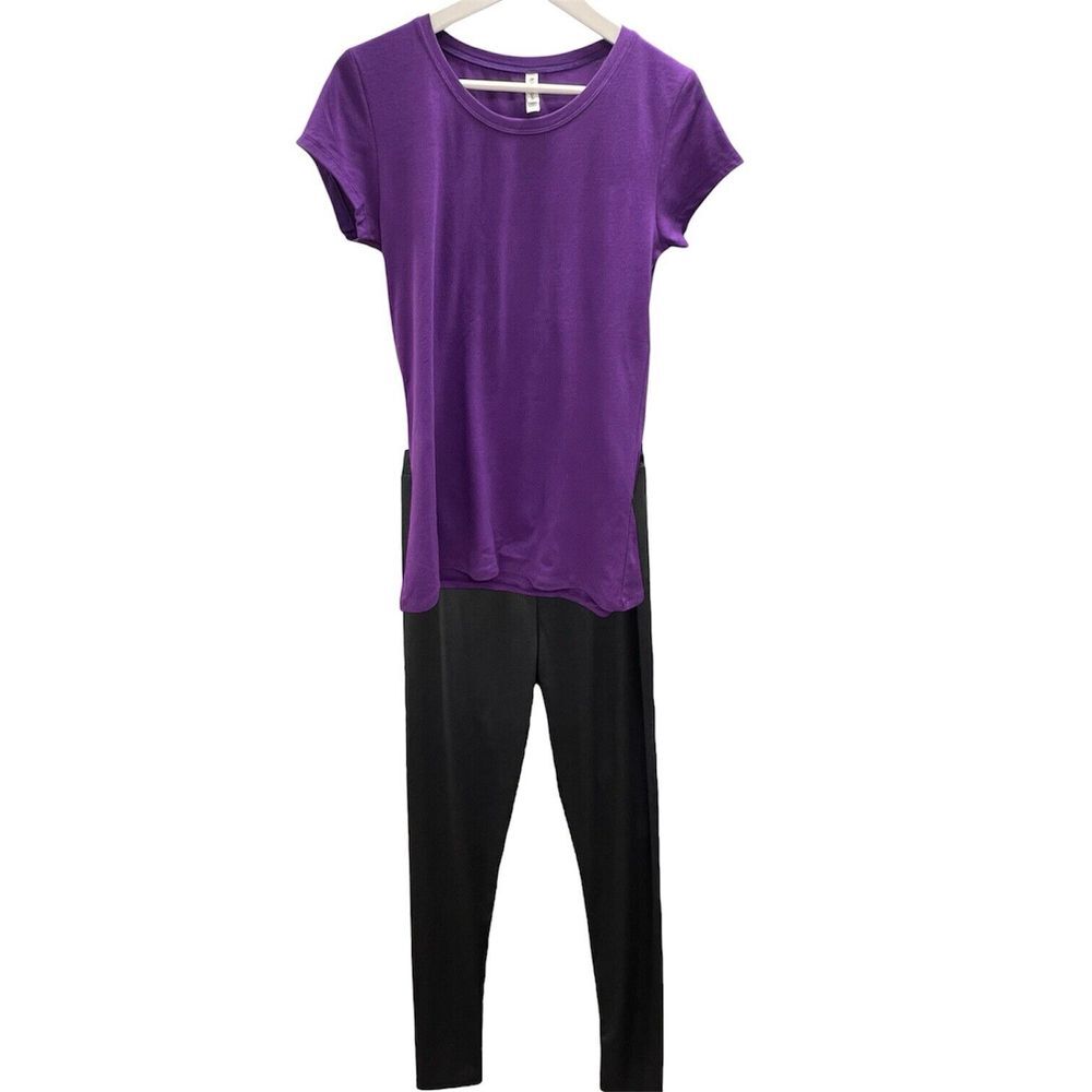 Women's‎ XL Purple Reserved Shirt And XL Black Leggings Outfit - 497
